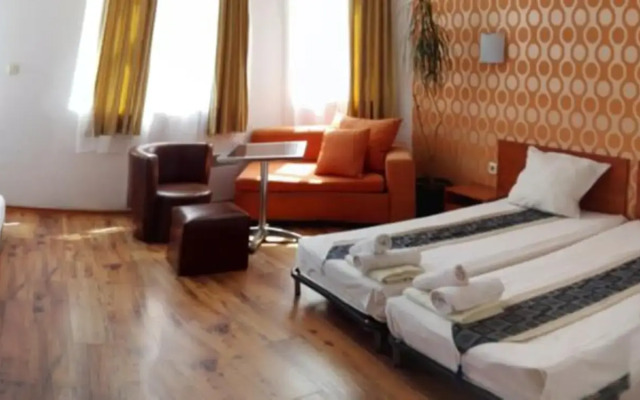 Scotty's Boutique Hotel