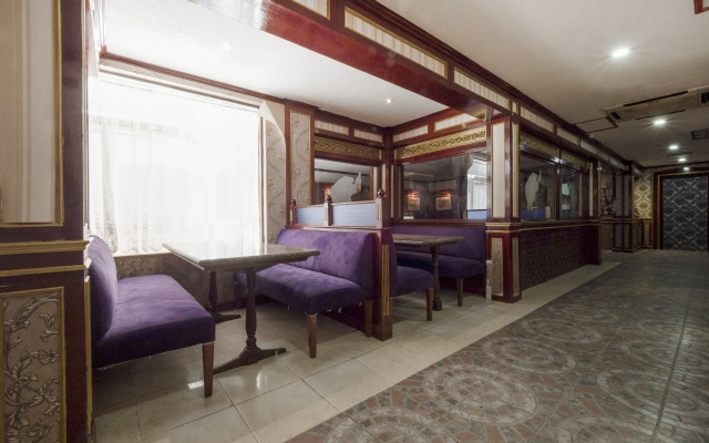 Punjabi Junction by OYO Rooms