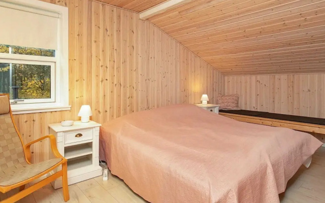 6 Person Holiday Home in Jerup