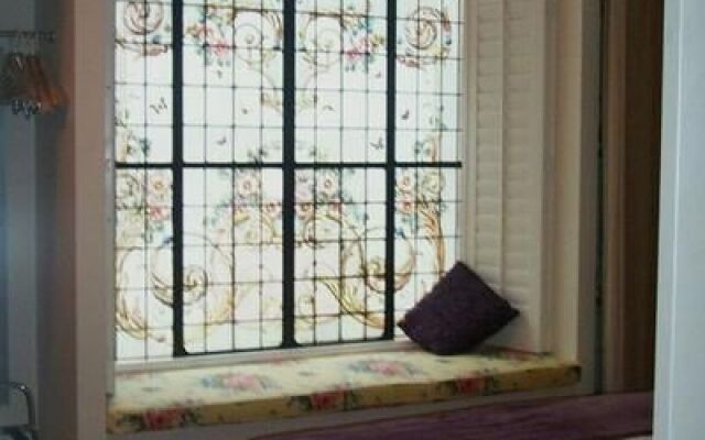 Amytis Gardens Retreat & Spa Sunshine Coast