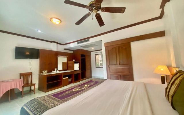 Patong Palace Hotel