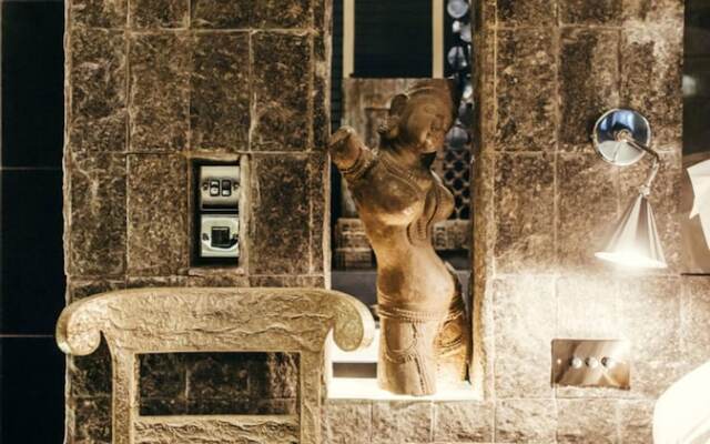 Black Moon - Adults Only