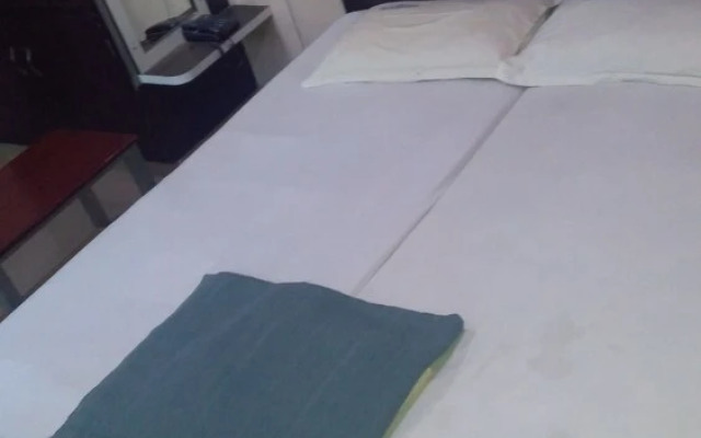Iroomz Nagamayuri