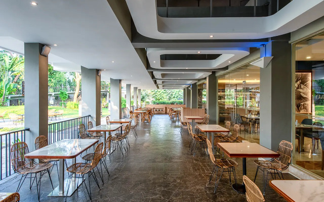 Oakwood Hotel & Apartments Taman Mini Jakarta