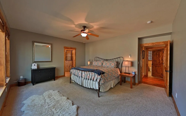 Juniper House 4 Bedrooms 3.5 Bathrooms Home
