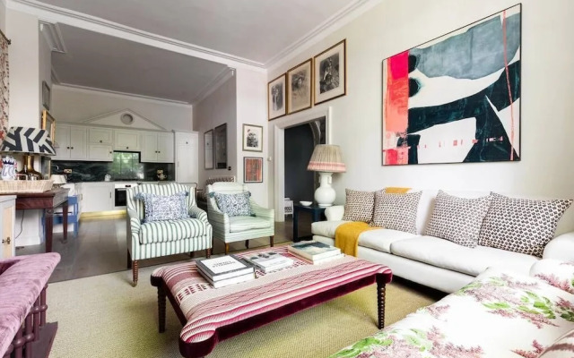Porchester Square VI by Onefinestay