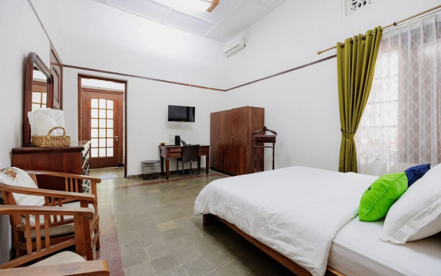 Urbanview Rumah Ebo Dago Bandung – Guest Rooms – Bandung