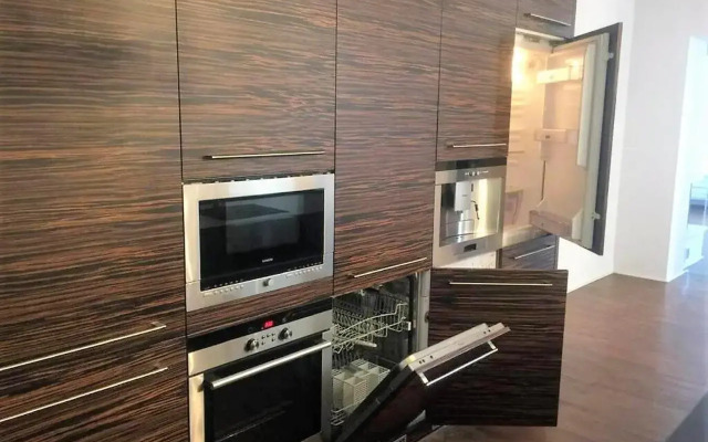 Luxusný 118m2 Apartmán s Krbom v Centre Nitry