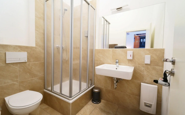 Planet Berlin City Apartments