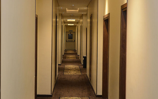 Protea Hotel by Marriott Ikeja Select