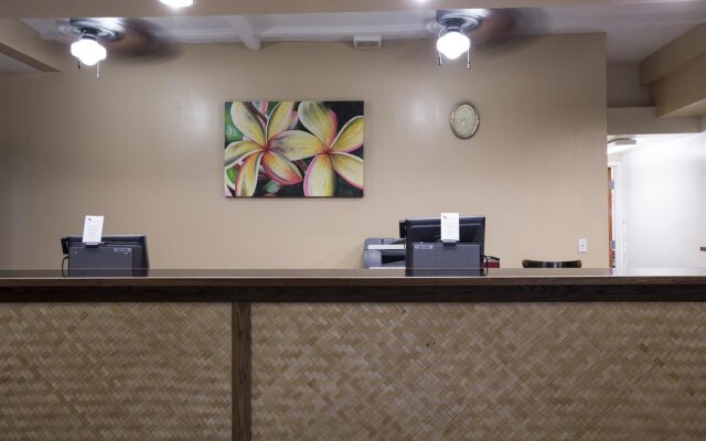 One-Bedroom Vacation Rental at Hawaiian Monarch