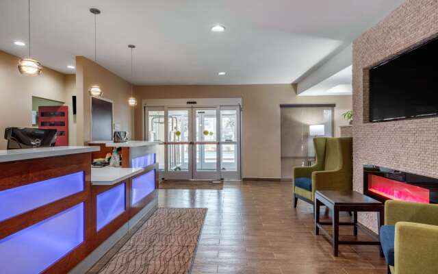 Comfort Inn & Suites Montgomery East Carmichael Rd