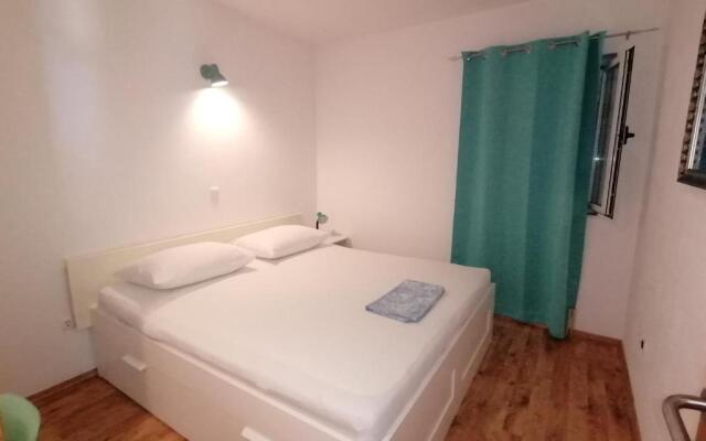 Apartmani Mares - 20 m from the beach