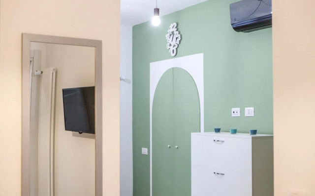 Mira Naples Apartment I Triple