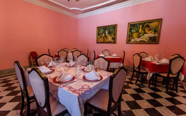 Santa Isabel Boutique