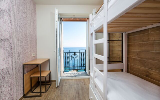Hostel Link