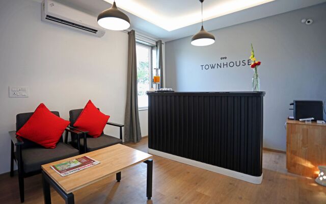 OYO Townhouse 024 Sector 47 Gurgaon