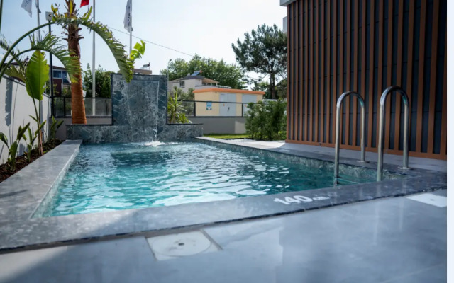 Artan Suites Apart Hotel