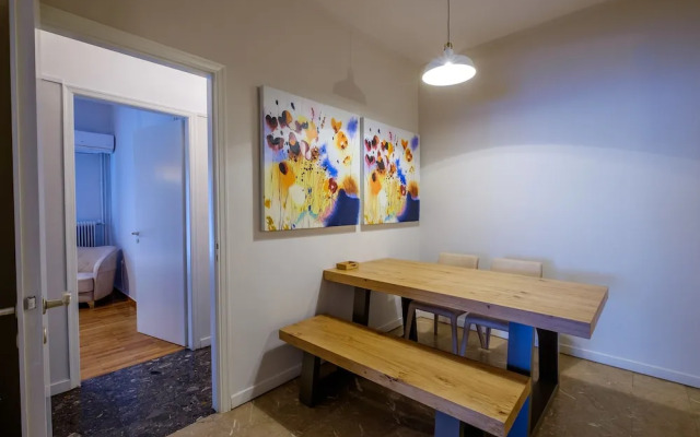 Olala Kolonaki Chic & Spacious 3BR Flat w/ balcony