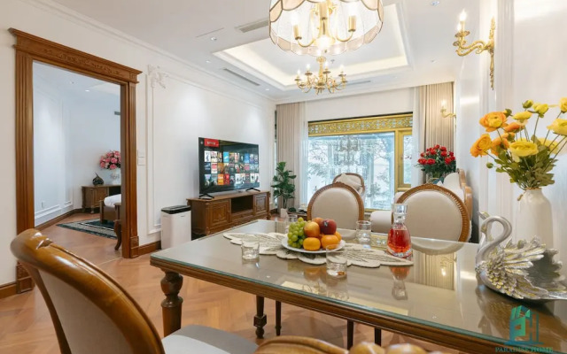 Luxe Paradise Suites Hotel