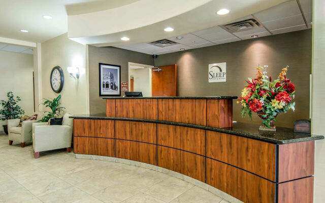 Sleep Inn & Suites Van Buren