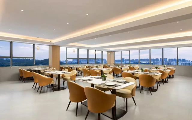 Ramada by Wyndham Zhaoqing Dawang