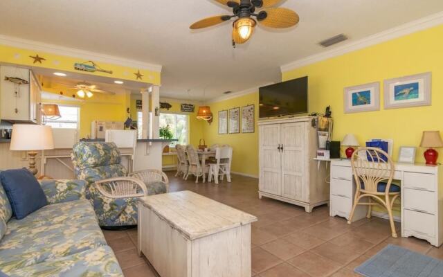 AM Beach Place Unit 4