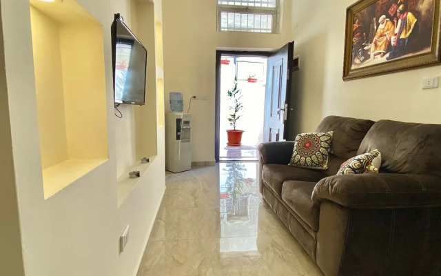 Villa Mira Guesthouse - Downtown Amman