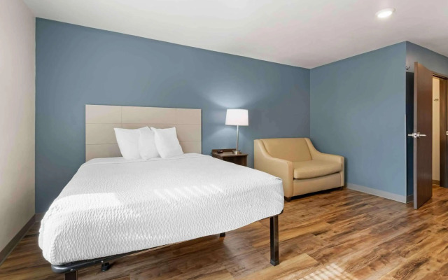 Woodspring Suites Deerfield Beach