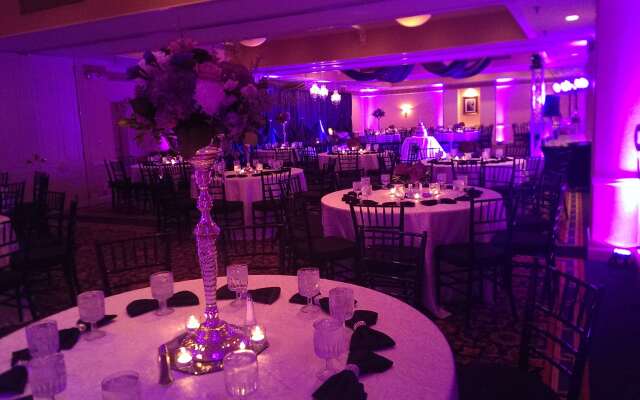 DoubleTree Suites by Hilton Hotel Lexington