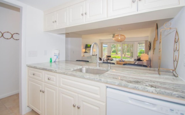 332 Captain John Fripp Villa