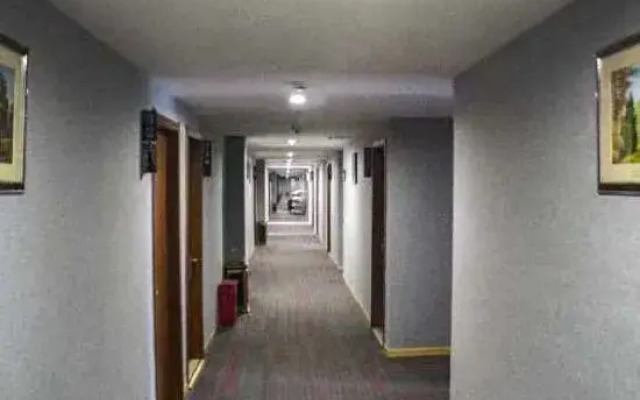 Hammerhams Hotel Shanghai (Songjiang University Town)