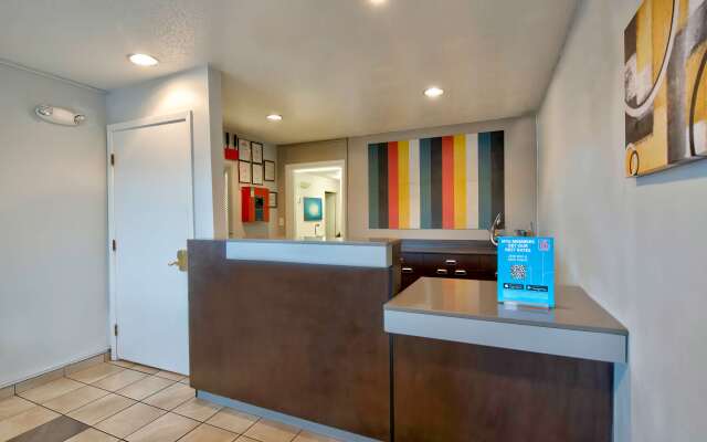 Studio 6 Pascagoula, MS