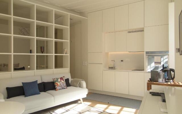 Chiado bright modern apt with ac elevator