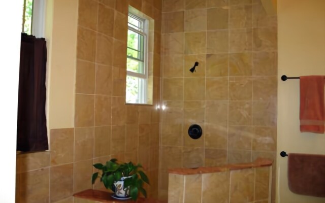 Edgewater Estate - Five Bedroom Home