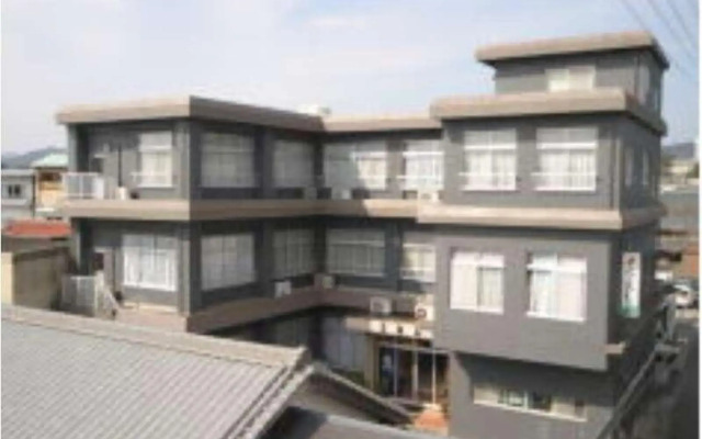 Ueji Inn