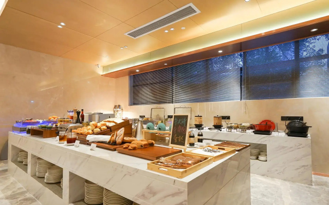 Lavande Hotel Wuhan QuShuiLou of Xinhua Road