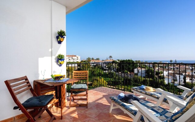 Las Colinas Apartment with Seaviews Ref 51