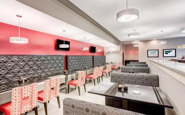 Holiday Inn Hotel & Suites Lafayette North