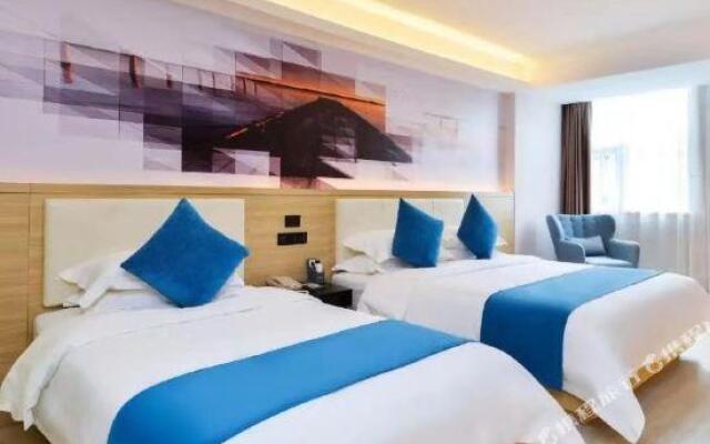 H Hotel