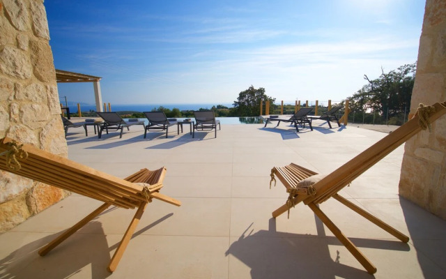Exclusive Sea View Villa Madelaine