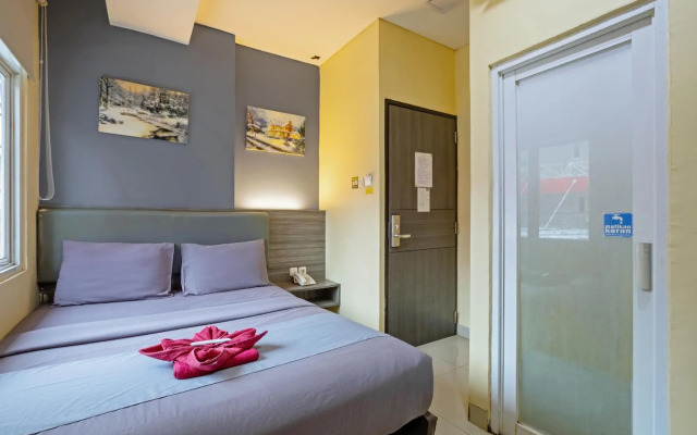 City Biz Residence