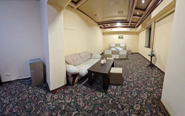 Star Zvartnots Yerevan Airport