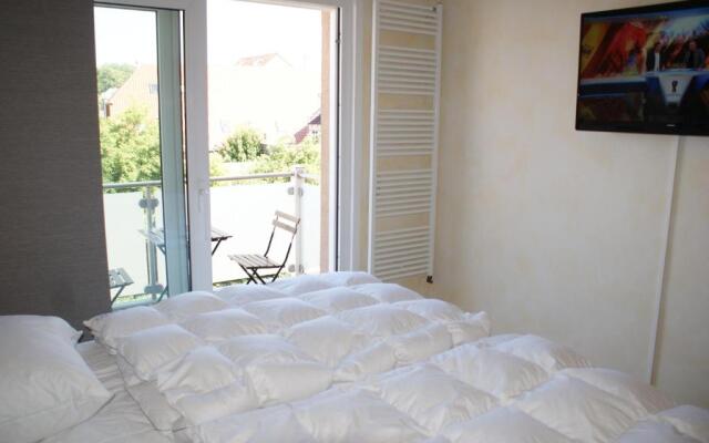 Strandgut mit Balkon & Parkplatz - ABC201