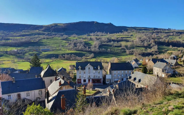 Le grand hôte l de la vallée