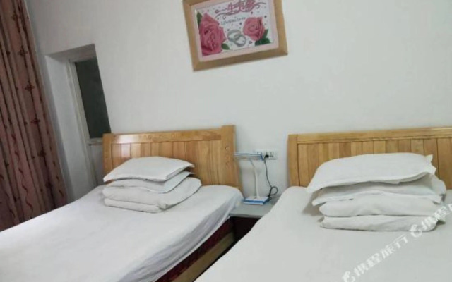 Tiantian Accommodation (Wuhan Business School)