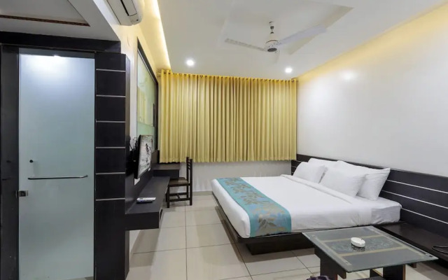 Capital O 3285 Hotel Radiant