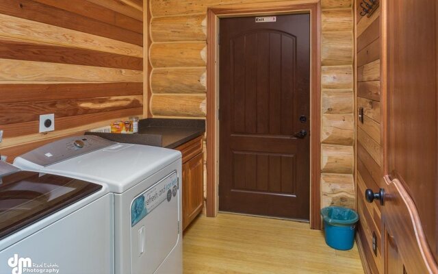 Alaska Knotty Pine B&B