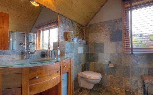 A Okanagan Lakeview Inn