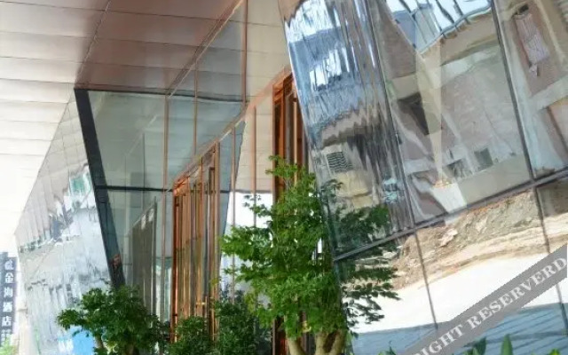 Siding International Hotel